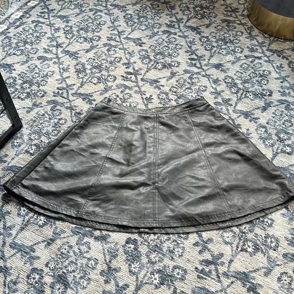 Halogen Black Faux Leather Skater Skirt - Picture 1 of 2